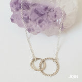 Interlocking double circle necklace